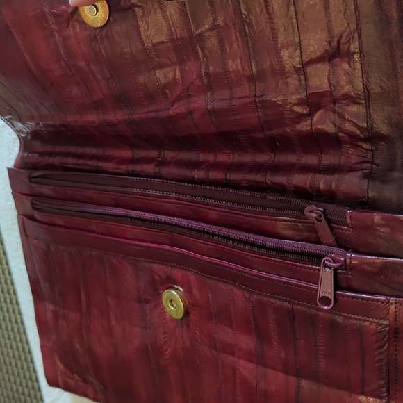 Vintage Red eelskin clutch - Picture 6 of 14